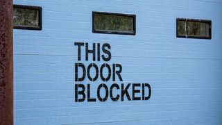 Je vernetzter wir leben und arbeiten, desto mehr potenzielle Einfallstore bieten sich für Kriminelle. (Bild: gemeinfrei)