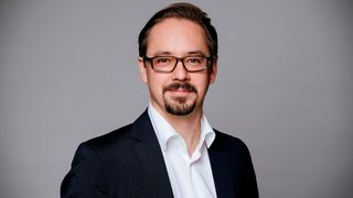 Deutsche und europäische Roboterhersteller jammern über Druck aus Asien und zu viel Bürokratie. Laut Synapticon-CEO Nikolai Ensslen stimmt das zwar, aber die Konjunkturschlaffheit in der Robotik kann man nicht den Asiaten allein anlasten. Hier sein Statement dazu ... (Bild: Synapticon)