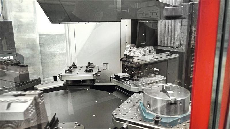 Die Marathon PL406 Palettenautomation verfügt über sechs drehbare Palettenplätze mit einem maximalen Aufspanngewicht von bis zu 340 kg und einer maximalen Aufspannhöhe von 500 mm. (Bild: Hedelius / BL Lasertechnik)