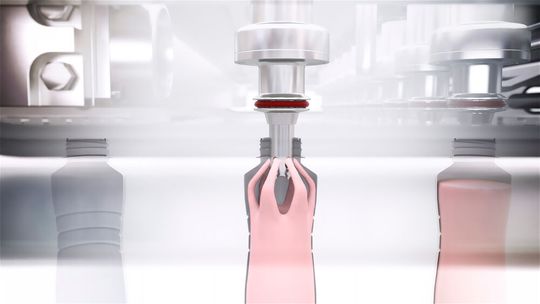 Der Kolben des neuen Doseurs von Ampack taucht in die Flasche ein und führt das Produkt über seitliche Öffnungen gezielt entlang der Innenwand, um die Schaumbildung zu minimieren.(Bild:  Ampack GmbH)