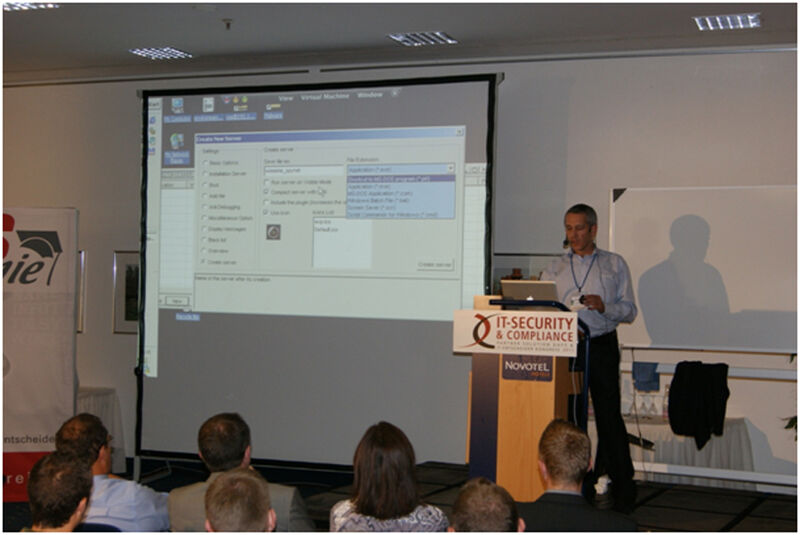 Dr Stefan Frei zeigte in einer Live-Demo eindrucksvoll, wie einfach eine Malware entsteht. (Archiv: Vogel Business Media)