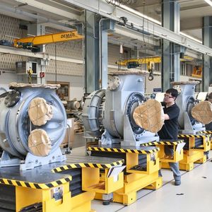 Montage bei ABB Turbo Systems in Baden.