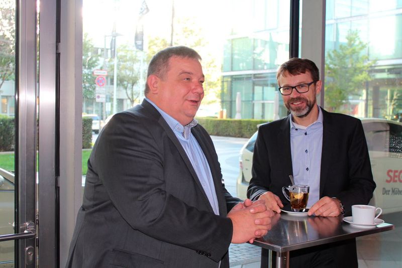 (l.) Guido Graf (Xantaro) mit Michael Scheffler (A10 Networks) (A10 Networks)