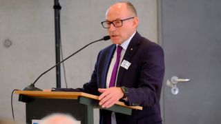 Michael Ziegler, Präsident des Kfz-Gewerbes Baden-Württemberg, betonte in seinem Bericht: „Ohne das Kfz-Gewerbe geht der Mobilitätswandel nicht.“ (Zietz/»kfz-betrieb«)