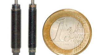 Die Miniatur-Stoßdämpfer können mit einer linearen oder progressiven Dämpfungscharakteristik ausgestattet werden und erreichen eine Lebensdauer von bis zu 40 Mio. Hüben. (Archiv: Vogel Business Media)