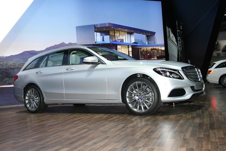 Die Neuauflage des C-Klasse-Kombis von Mercedes feiert auf der AMI Publikums-Premiere. (Foto: Auto-Medienportal.Net)