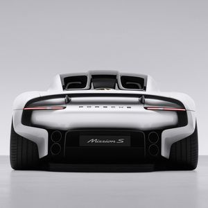 There are active aerodynamic elements at the rear.(Source:  Porsche)