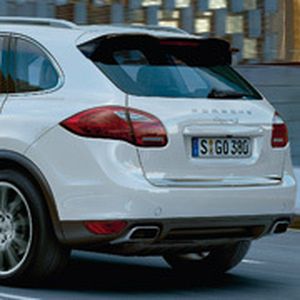 SUV-Thema sportlich umgesetzt: Die Außenhaut des neuen Cayenne wirkt dynamischer.