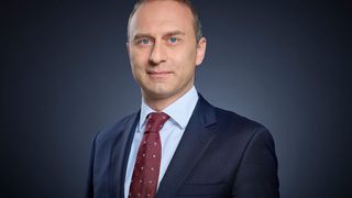  (Porsche Consulting)