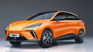 Die EU hat angesichts wettbewerbsverzerrender Subventionen für chinesische Elektroautos vorläufige Strafzölle in nicht geringer Höhe verhängt. Sie gelten ab Mitternacht. Den höchsten Zusatzzoll muss SAIC (Bild) mit 37,6 Prozent schlucken. Doch es gibt auch konkrete Bedenken ... (Bild: SAIC)