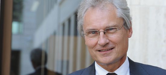 Prof. Henning Kagermann, NPE: „Ich wage die Prognose: Wir werden unsere Ziele – Leitanbieterschaft und Leitmarkt – erreichen.“  (Bild: Acatech)