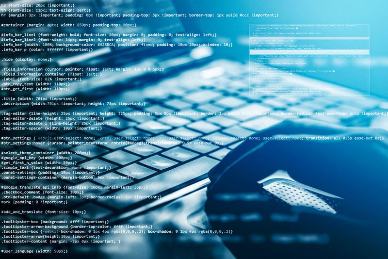 Mehr Sicherheit für Domänencontroller  5 Schritte zur sicheren Active Directory-Umgebung Das Active Directory wird in vielen Unternehmen als zentrales Element zur Authentifizierung genutzt. Daher stehen die Domänencontroller auch im Fokus von Angreifern. Werden diese Systeme kompromittiert, dann ist oft das gesamte Netzwerk in Gefahr. Mit Bordmitteln lässt sich die Sicherheit aber deutlich erhöhen. Zum Artikel  (Bild: © REDPIXEL - stock.adobe.com)