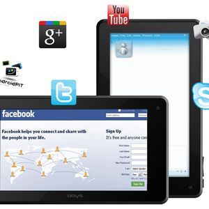 Per WLAN oder die 3G-Funktion kann im Internet gesurft werden.