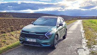 Die Front des neuen Kia Sportage ist vielleicht nicht jedermanns Sache, hat aber hohen Wiedererkennungswert. (Wehner / Vogel Communications Group)