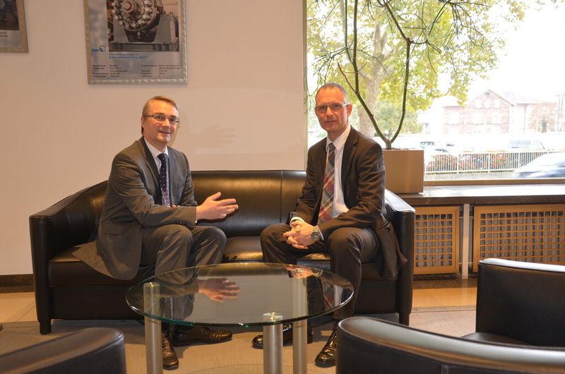 Dr. Böhm, Leiter Werkstofftechnik (Jablonski)