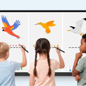 Auf den Displays der RE05E-Serie ist die App EZWrite 6 als digitales Whiteboard vorinstalliert. Lehrkräfte können sie auf ihrem Rechner für die Unterrichtvorbereitung nutzen.    (Bild: Benq)