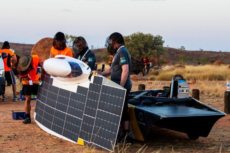 The vehicles participating in the World Solar Challenge must withstand extreme conditions such as dryness, heat, direct sunlight, and strong vibrations when driving off-road.  (World Solar Challenge)