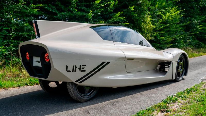 Die tropfenförmige Silhouette des Line soll für einen besonders niedrigen Luftwiderstand sorgen. (Bild: Facteurdix)