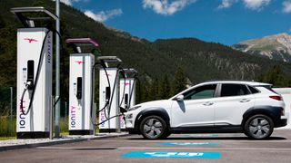Die Ladeinfrastruktur für Elektroautos in Deutschland ist ausbaufähig. (Bild: Ionity)
