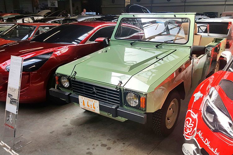 „Facile a fabriquer, facile a financier“: Der auf dem 2CV basierende FAF sollte leicht herzustellen und leicht zu bezahlen sein. Entwickelt vorwiegend für Afrika, wurde der FAF offiziell nie in Europa angeboten. Allerdings gingen einige Modelle ans Militär. Europäisches Pendant zum FAF mit seiner Metallkarosserie ist das Kunststoff-Auto Méhari. (GTSpirit.de)