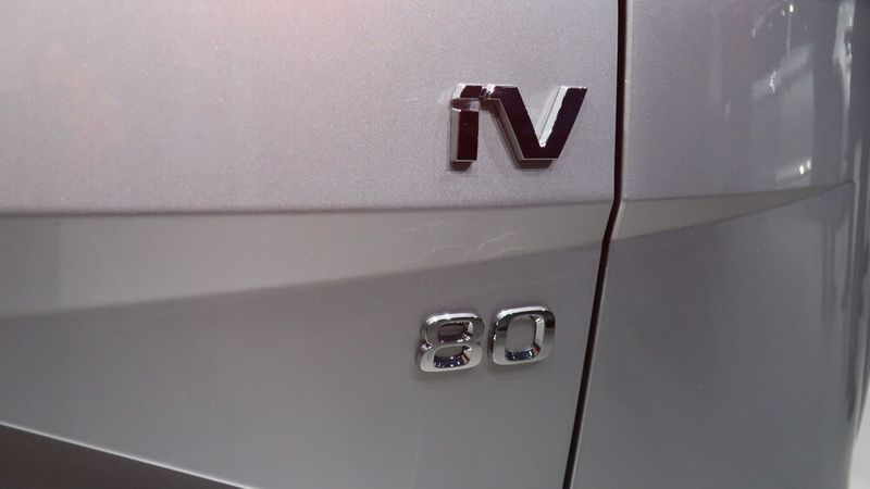 Skoda Deutschland erwartet, dass die „80“, sie steht für die leistungsstäkste Batterievariante mit 80 kWh, am häufigsten das Enyaq-Heck zieren wird. (Bild: Grimm/»kfz-betrieb«)