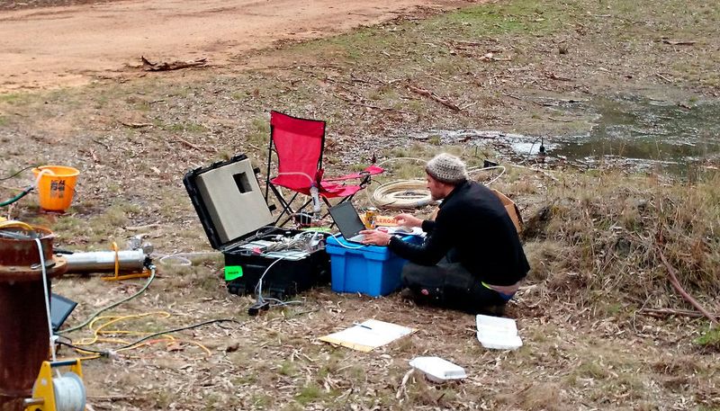 Das mobile Massenspektrometer im Einsatz in Australien.  (Eawag)