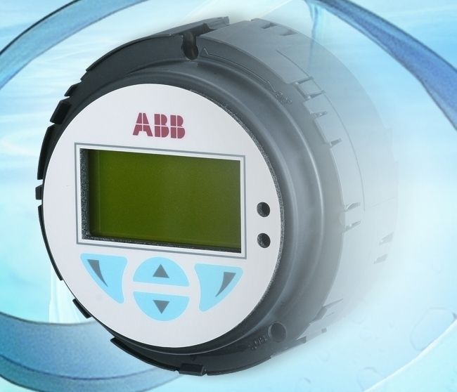 Der austauschbare Messumformereinschub der neuen FlowMaster-Serie  (Bild: ABB)