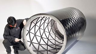 Optimierte Krafteinleitung	 Im Rahmen eines Forschungsprojekts wurde die Gestaltung der Knotenpunkte in der Fachwerkstruktur verbessert weil sie große Kräfte übertragen müssen. (Bild: Circomp)