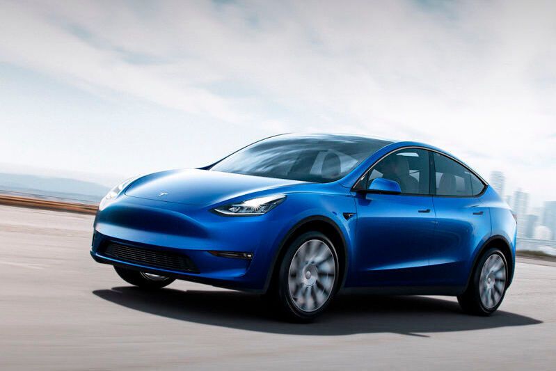 Tesla bringt sein SUV Model Y in zwei Varianten auf den Markt. Die „Long-Range“-Edition kostet (ohne potenzielle Vergünstigungen) 52.990 Dollar, das „Performance“-Modell startet bei 60.990 Euro. Die Reichweite des Model Y soll bei 505 beziehungsweise 480 Kilometern liegen. (Tesla Motors)