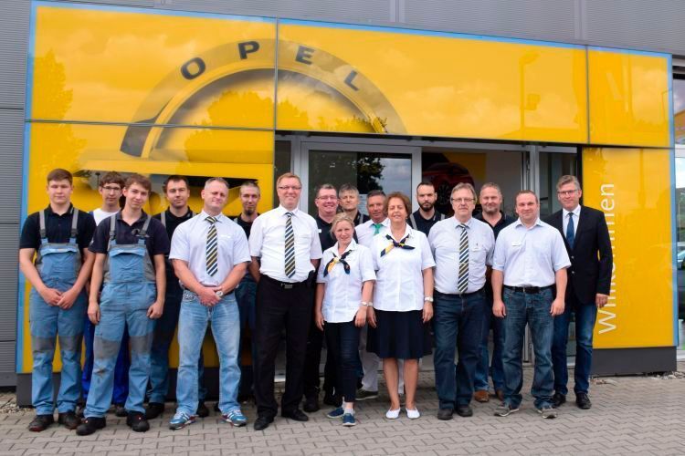 Die Mitarbeiter handeln nach dem Motto: „Wir arbeiten als Team für unsere Kunden!“ (Rubbel)