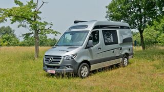 Mit der Neuauflage des Regent S bringt mit La Strada nun auch ein kleinerer Reisemobil-Hersteller einen ausgebauten Kastenwagen auf Mercedes-Sprinter-Basis an den Start. (Bild: La Strada)