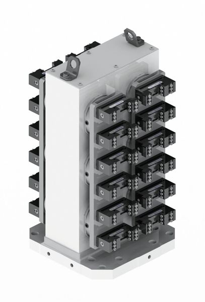 Bild 3: Aufspannturm mit 24 Spannern mit Grundplatten. (Bild: Gressel)
