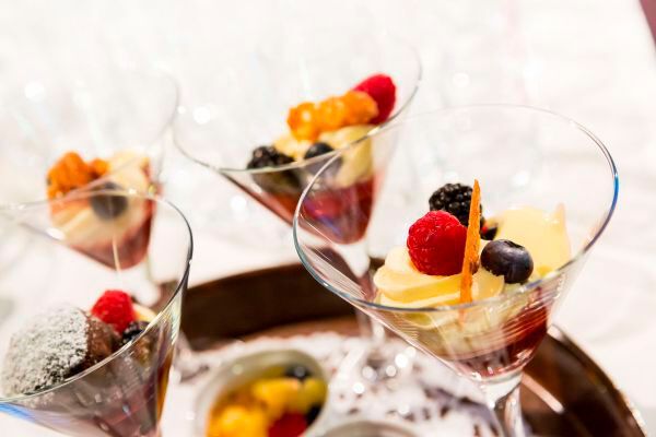 ... und Dessert. (Fotograf/Copyright:Fotograf/Copyright: Stefan Bausewein/Vogel Business Media)