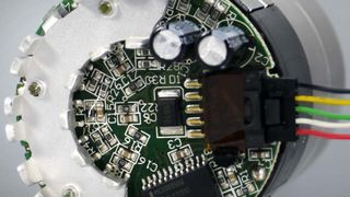 120724_directind_600pix_2B_hinten ()