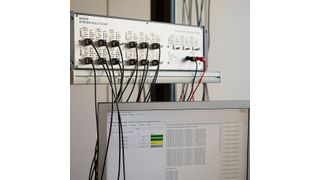 Automotive-Ethernet-Tester: Mit der Testplattform lassen sich unterschiedliche Auslastungs- und Geschwindigkeitszenarien generieren und aufzeichnen. (Ruetz System Solutions)