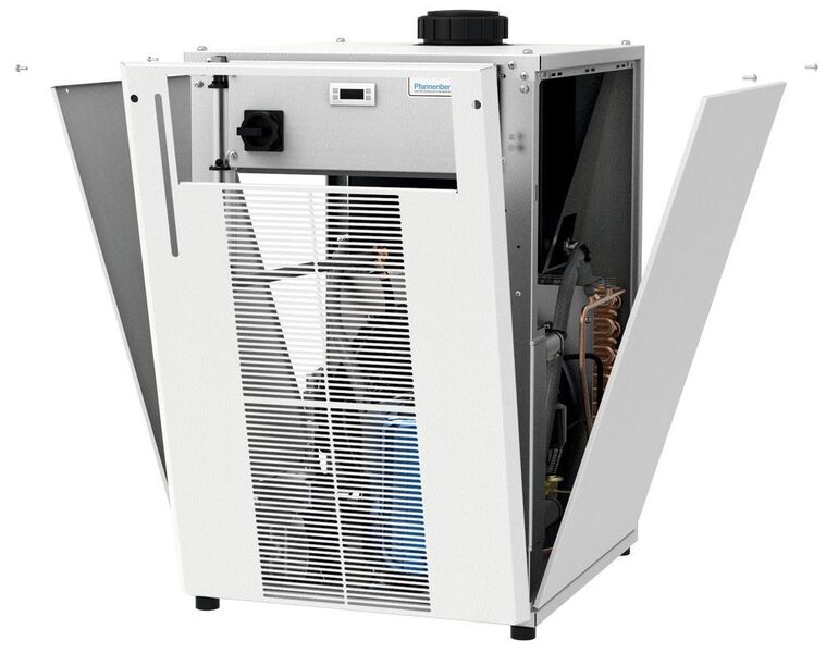 Pfannenberg hat die kompakten Rückkühlanlagen der CC-Serie weiterentwickelt und bringt nun die CCE-Serie als Nachfolger auf den Markt. (Pfannenberg)