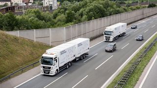 Platooning wird weltweit verprobt. In Deutschland haben MAN und die Deutsche Bahn hier schon getestet. In China unterstützt die Regierung nun Unternehmen wie Pony.ai mit Lizenzen.  (Bild: Deutsche Bahn AG)