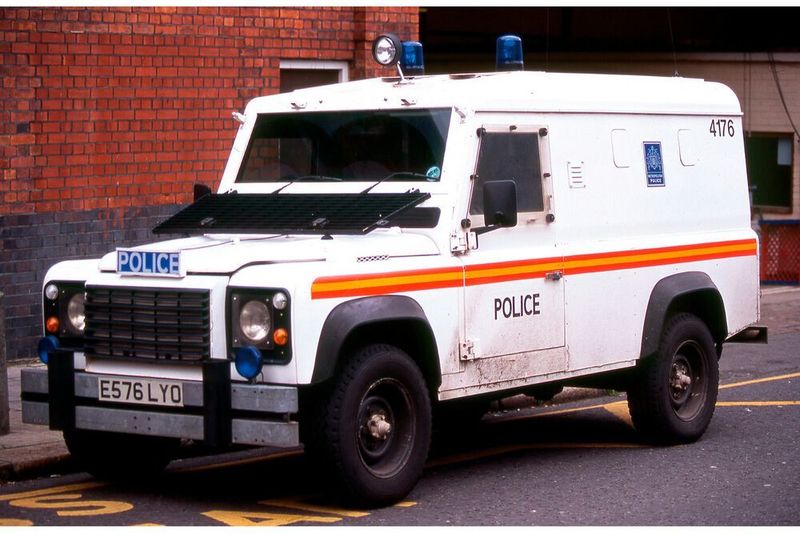 Land Rover Defender als gepanzertes Polizeifahrzeug. (Land Rover)