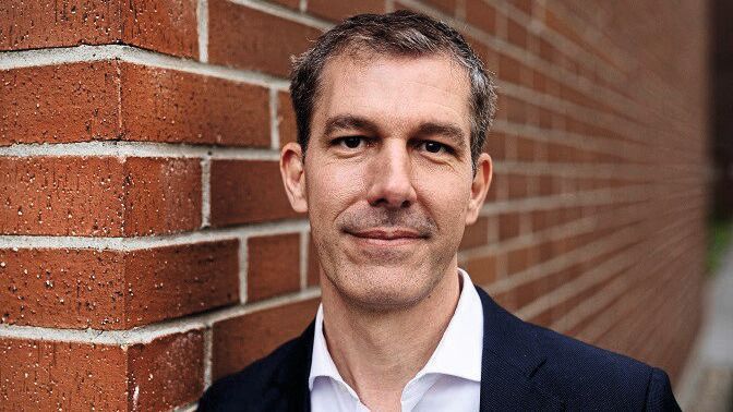 Luis María Pérez-Serrano ist im Ehrenamt Vorsitzender des Remarketingverbands CARA. Hauptberuflich ist er derzeit Director of Data Procurement bei Carfax.(Bild:  CARA)