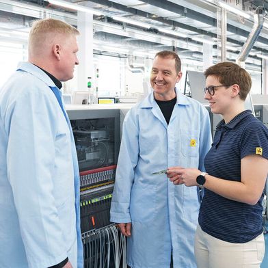 Am Cicor Standort in Bronschhofen greifen Entwicklung und Fertigung eng ineinander. (Bild: Cicor Group)