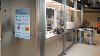 Außenansicht des Cellshare-Labors am Fraunhofer-Institut für Produktionstechnik und Automatisierung IPA. (Fraunhofer IPA)