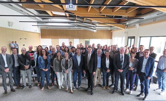 Les organisateurs et les exposants ayant participé à la réunion de présentation du Simodec 2024. Les organisateurs et les exposants ayant participé à la réunion de présentation du Simodec 2024.