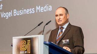 "Jedes Unternehmen, das hier vertreten ist, hat Produkt- und Marktsicht zusammengebracht“, unterstreicht Hans-Jürgen Kuntze, Publisher „MM Maschinenmarkt“. (Bild: Stefan Bausewein/VBM)