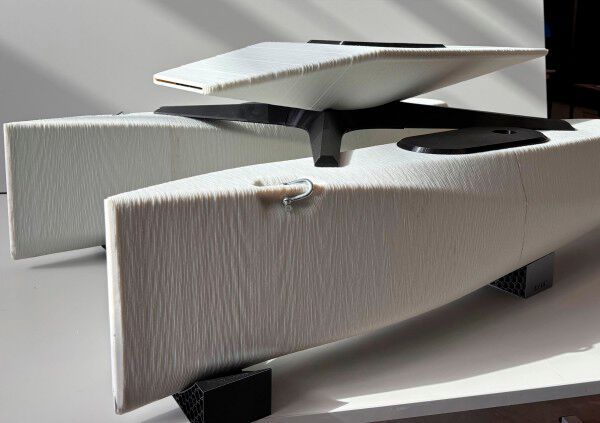 Royal3D hat eine neue Generation von Wasserdrohnen entwickelt, die in der Lage ist, mithilfe von KI 6 Stunden lang autonom zu navigieren. (Bild: Royal3D )