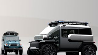 Der futuristische Baby Lunar Cruiser (BLC) ist auch eine Referenz an den ursprünglichen FJ40 Land Cruiser (links). (Bild: Toyota)