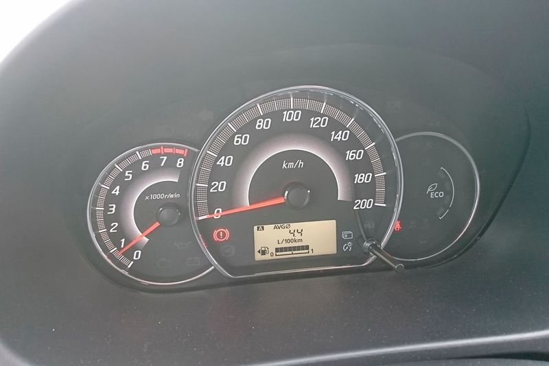 In einer effizienten „Eco-Fahrweise“ haben wir den Verbrauch kurzzeitig auf 4,4 Liter gedrückt. Im Schnitt verlangte der Japaner 5,2 Liter Super-Benzin für 100 Kilometer. (Sven Prawitz/»Automobil Industrie«)