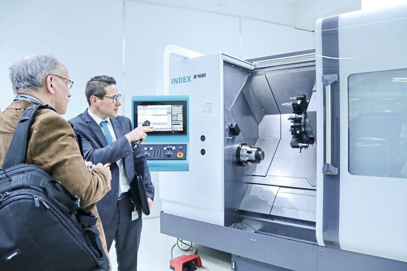 Die Universaldrehmaschine Index B400 ist auf eine präzise und kraftvolle Zerspanung von Flansch- und Wellenteilen ab Stückzahl 1 ausgerichtet. (Anne Richter, SMM)