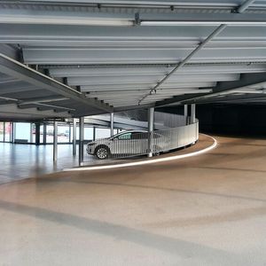 Kurz vor der Eröffnung sah es im Inneren noch ziemlich leer aus.(Bild:  tmodelforever)