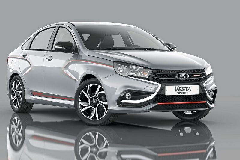 Die Serienvariante des Vesta Sport nimmt die rote Zierleiste der Studie wieder auf und führt sich auch an der Seite weiter. (Bild: Lada)