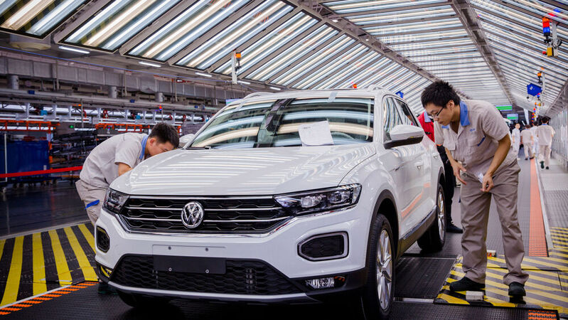 Noch führt FAW-Volkswagen bei den Verkäufen von Modellen mit Verbrennungsmotoren und den sogenannten New Electric Vehicles in China. BYD könnte dem Unternehmen diesen Rang ablaufen.